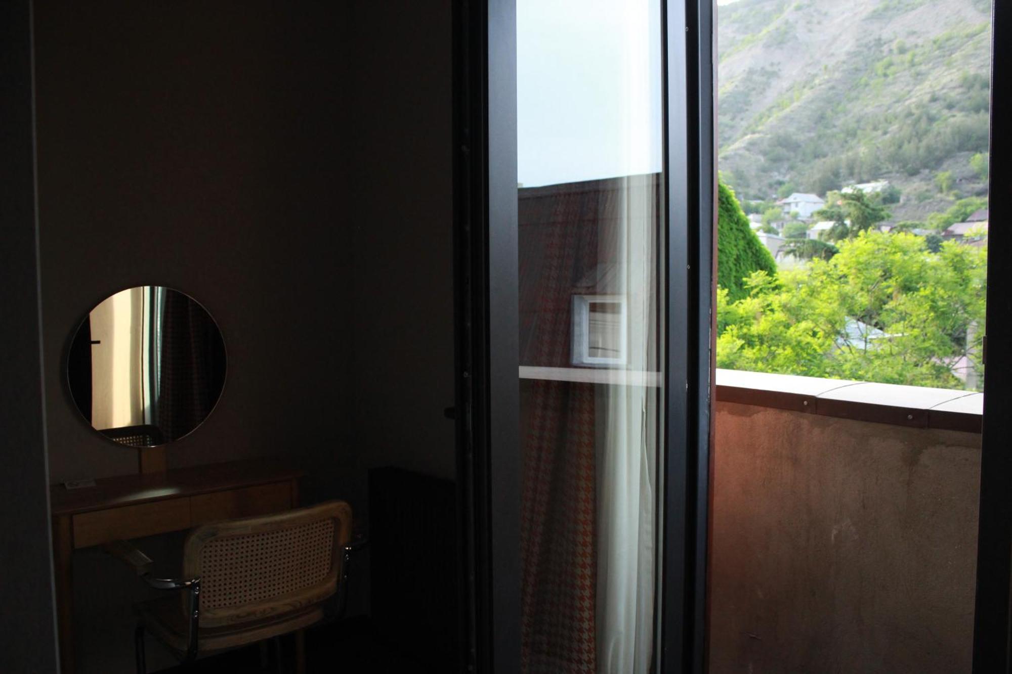 Hotel Margot Sololaki Tbilisi Zimmer foto