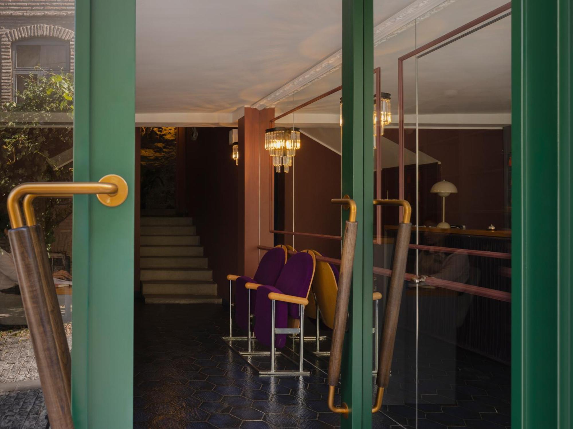 Hotel Margot Sololaki Tbilisi Exterior foto